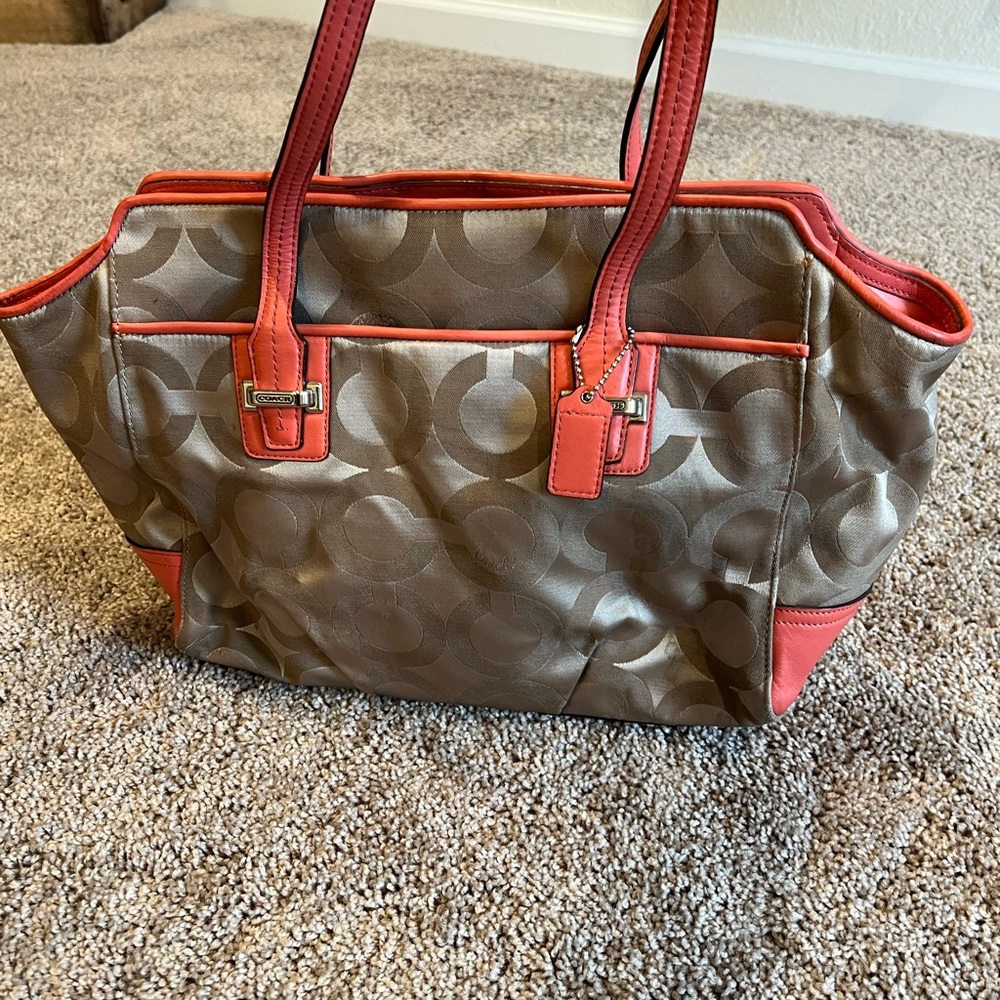 Coach shoulder bag